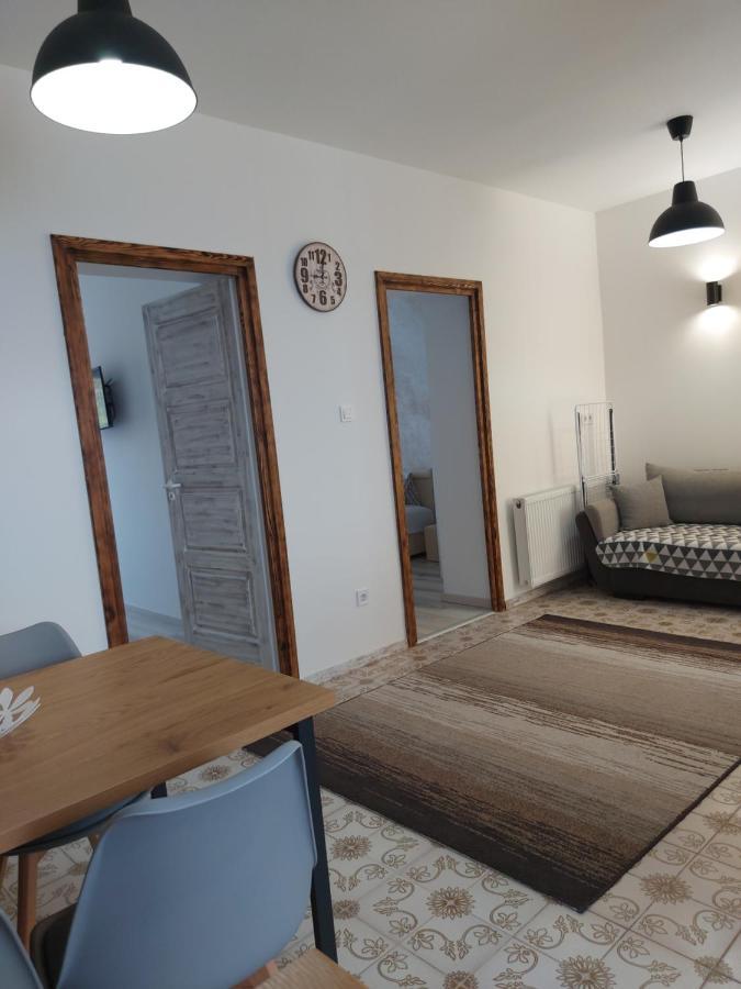 Central Lux Apartments Hajduszoboszlo Ngoại thất bức ảnh